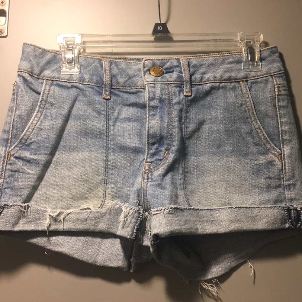High waisted American Eagle jean shorts